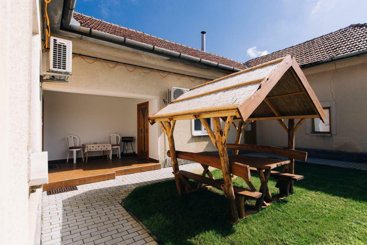 Lak6 Apartment Mórahalom Dış mekan fotoğraf