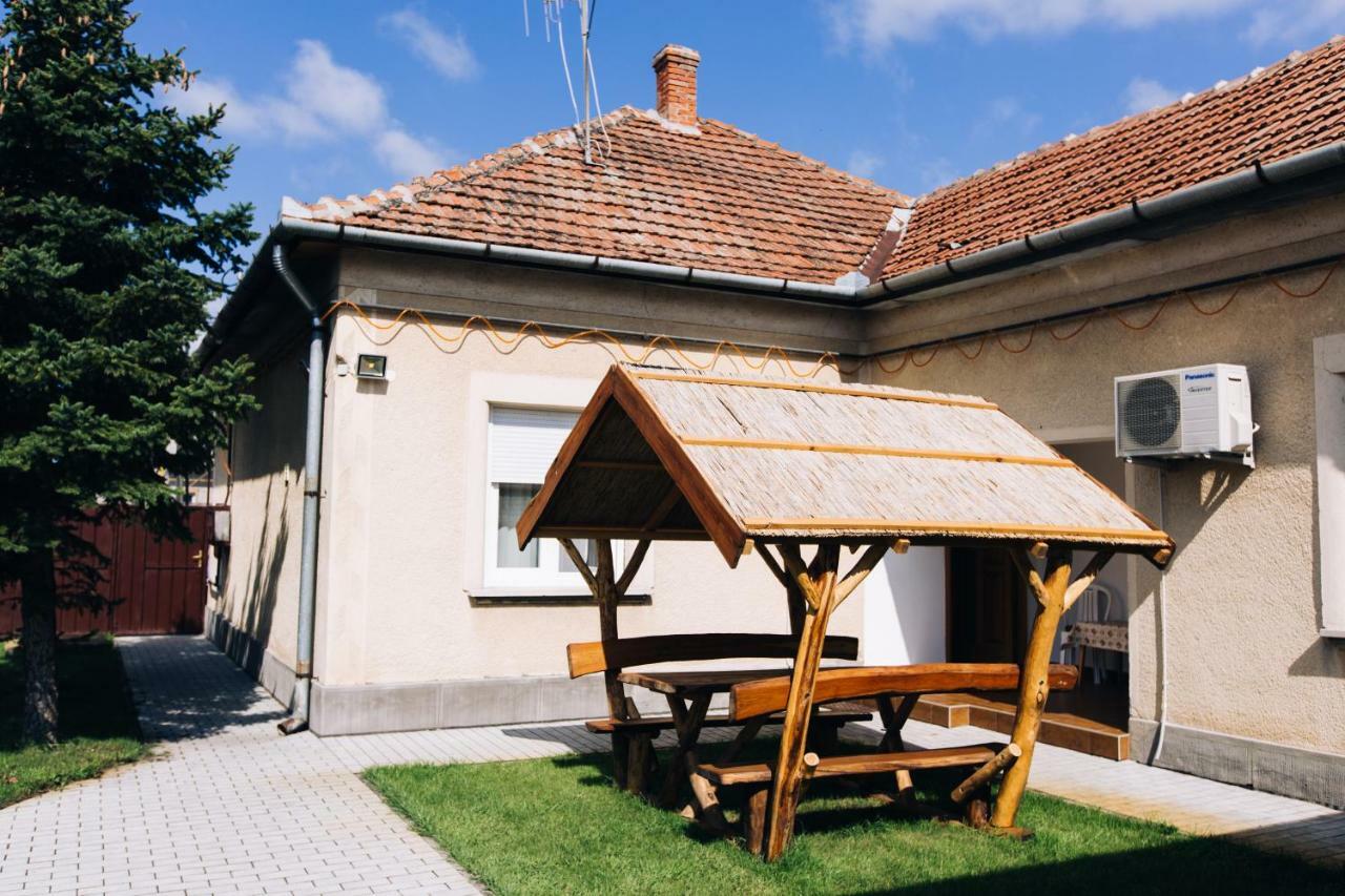Lak6 Apartment Mórahalom Dış mekan fotoğraf
